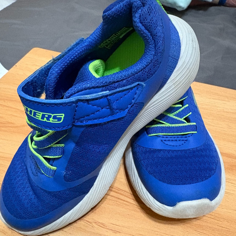 Skechers Kids Blue Athletic Shoes